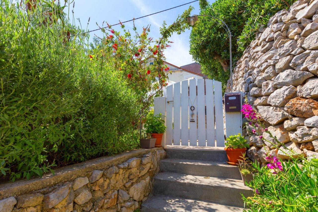 Apartments Valeria, Mali Lošinj Dış mekan fotoğraf