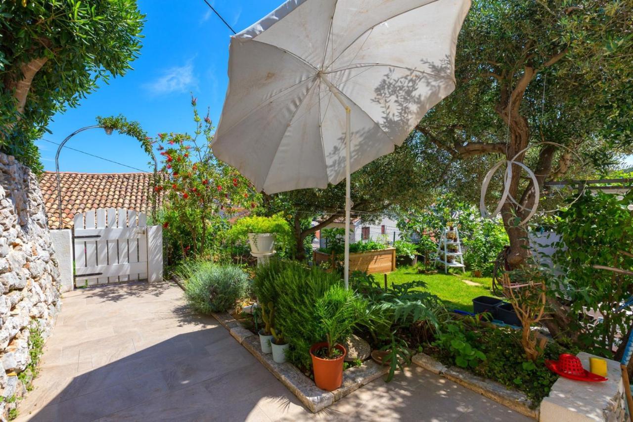 Apartments Valeria, Mali Lošinj Dış mekan fotoğraf