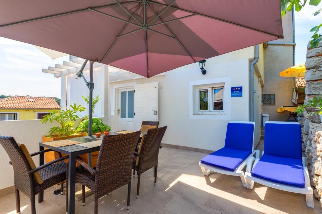 Apartments Valeria, Mali Lošinj Dış mekan fotoğraf